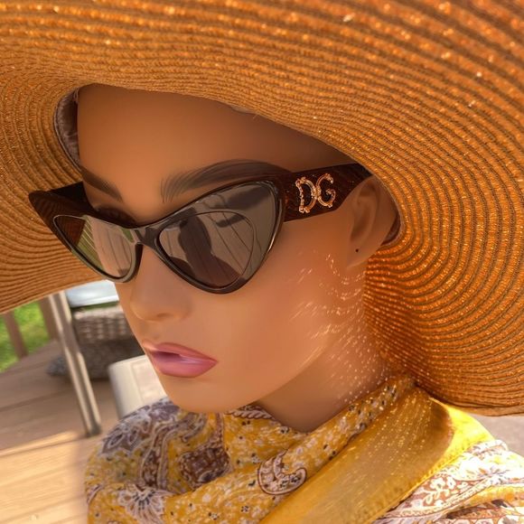 Dolce & Gabbana Sunglasses - Picture 3 of 13